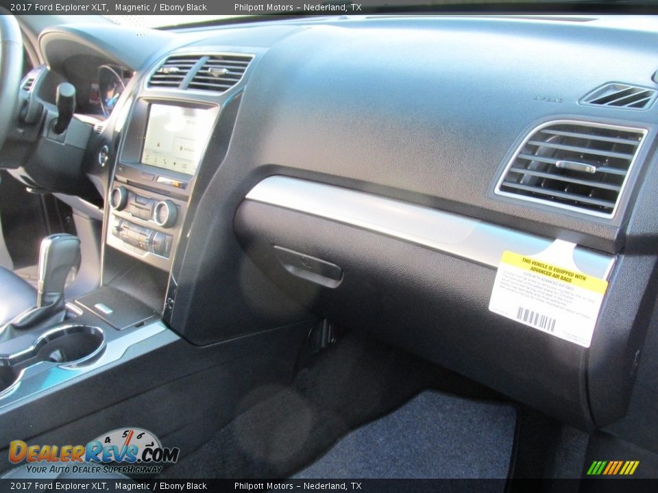 2017 Ford Explorer XLT Magnetic / Ebony Black Photo #15