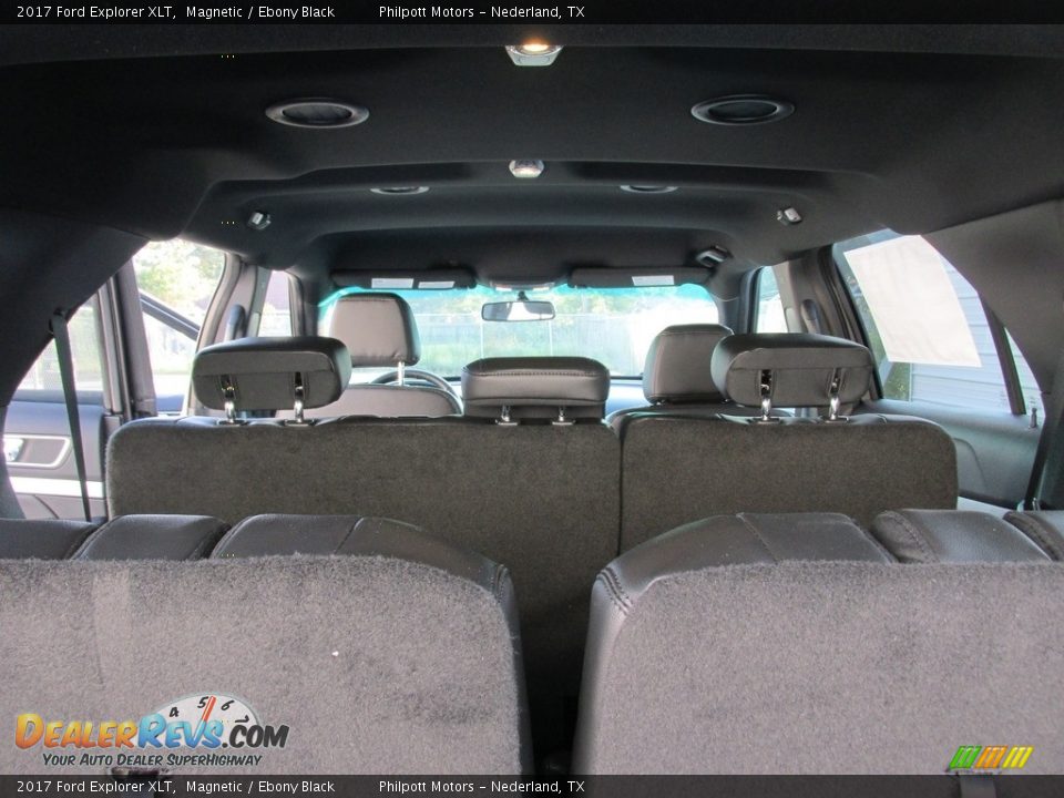 2017 Ford Explorer XLT Magnetic / Ebony Black Photo #16