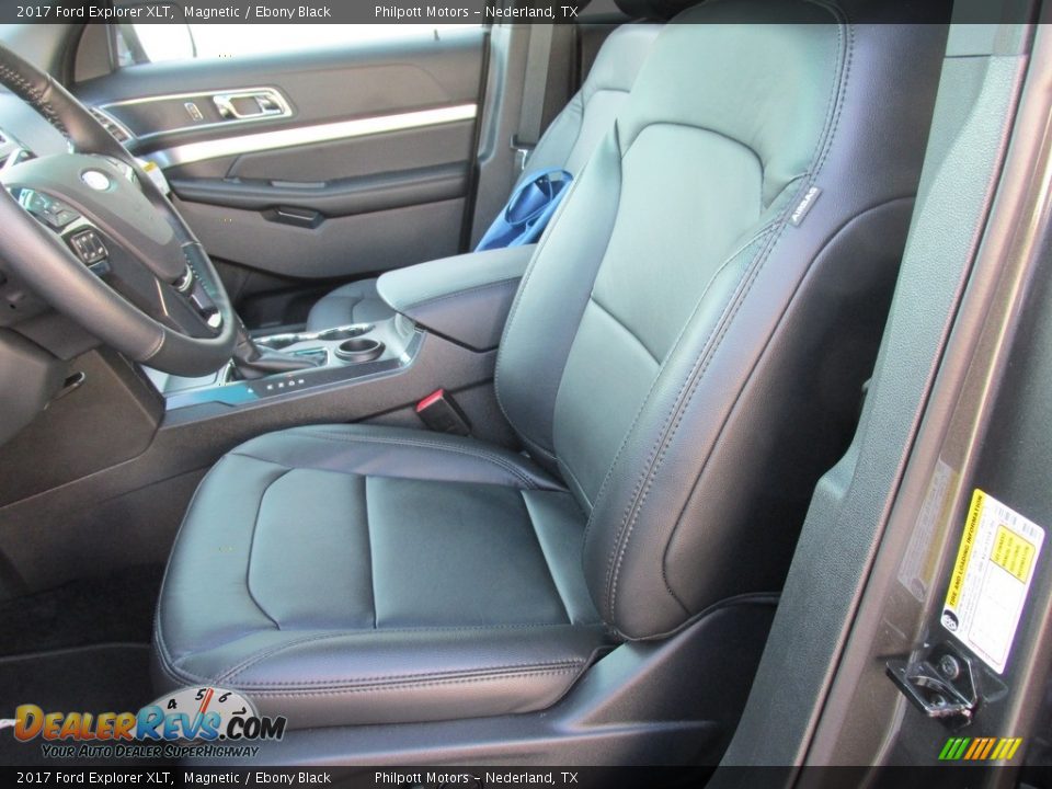 2017 Ford Explorer XLT Magnetic / Ebony Black Photo #22