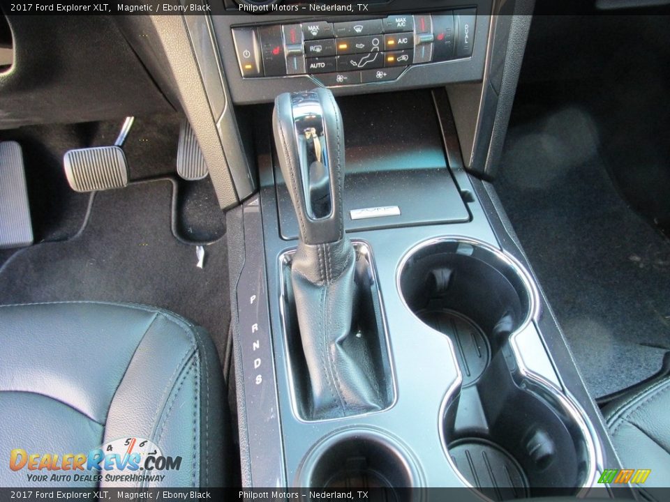 2017 Ford Explorer XLT Magnetic / Ebony Black Photo #28