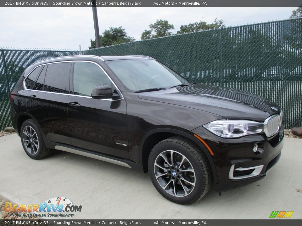 Front 3/4 View of 2017 BMW X5 xDrive35i Photo #1
