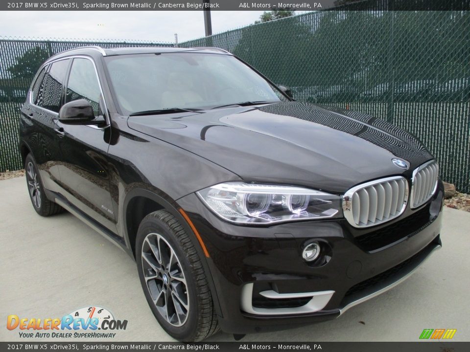 Front 3/4 View of 2017 BMW X5 xDrive35i Photo #5