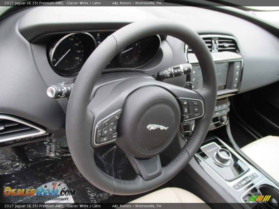 2017 Jaguar XE 35t Premium AWD Steering Wheel Photo #15
