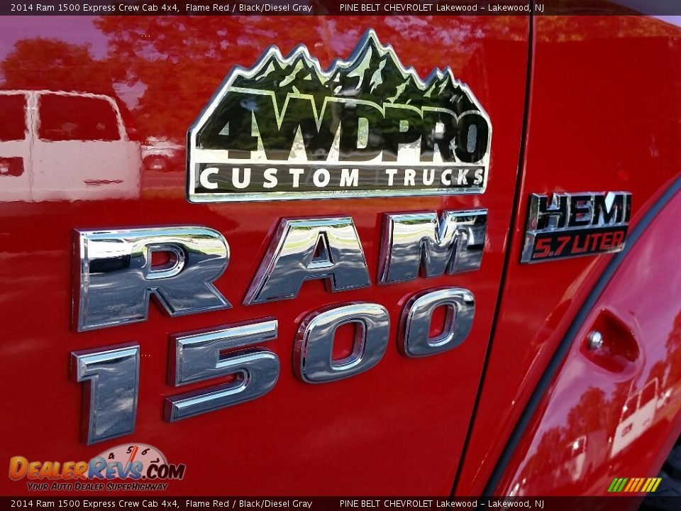 2014 Ram 1500 Express Crew Cab 4x4 Flame Red / Black/Diesel Gray Photo #32