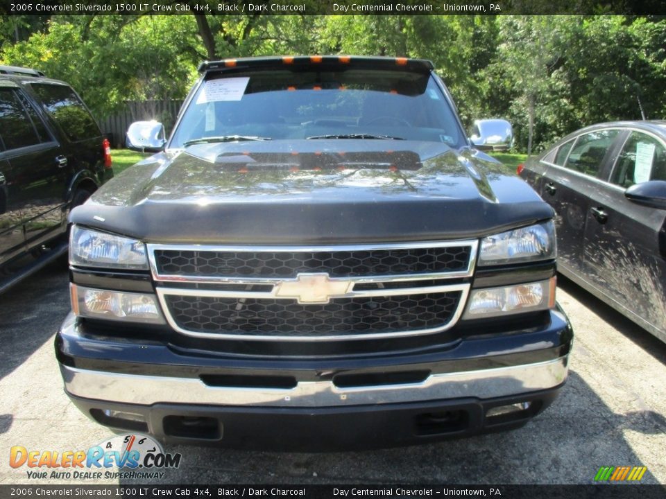2006 Chevrolet Silverado 1500 LT Crew Cab 4x4 Black / Dark Charcoal Photo #2