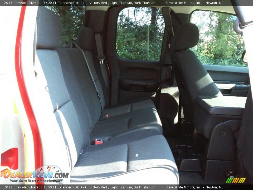2013 Chevrolet Silverado 1500 LT Extended Cab 4x4 Victory Red / Light Titanium/Dark Titanium Photo #12