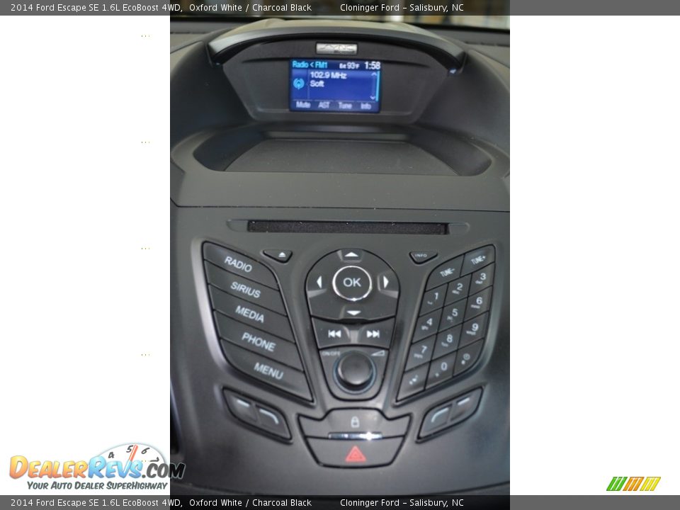 2014 Ford Escape SE 1.6L EcoBoost 4WD Oxford White / Charcoal Black Photo #16