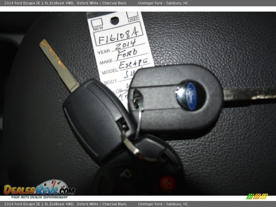 2014 Ford Escape SE 1.6L EcoBoost 4WD Oxford White / Charcoal Black Photo #25