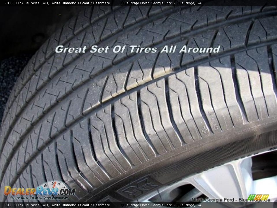 2012 Buick LaCrosse FWD White Diamond Tricoat / Cashmere Photo #10