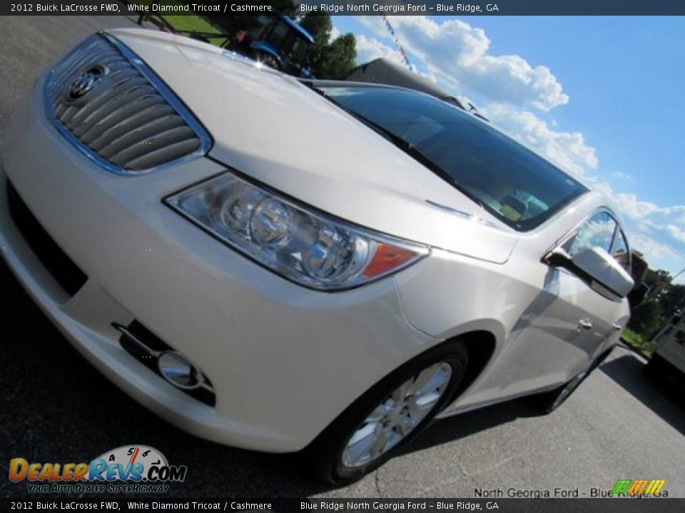 2012 Buick LaCrosse FWD White Diamond Tricoat / Cashmere Photo #32