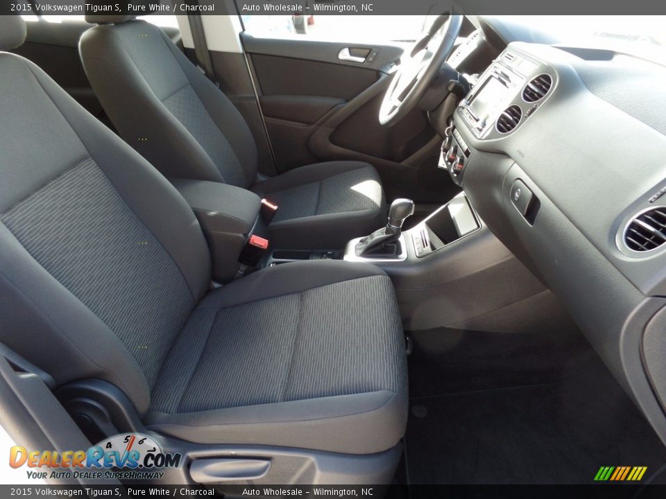 2015 Volkswagen Tiguan S Pure White / Charcoal Photo #13