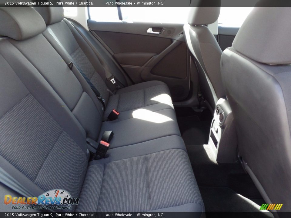 2015 Volkswagen Tiguan S Pure White / Charcoal Photo #14