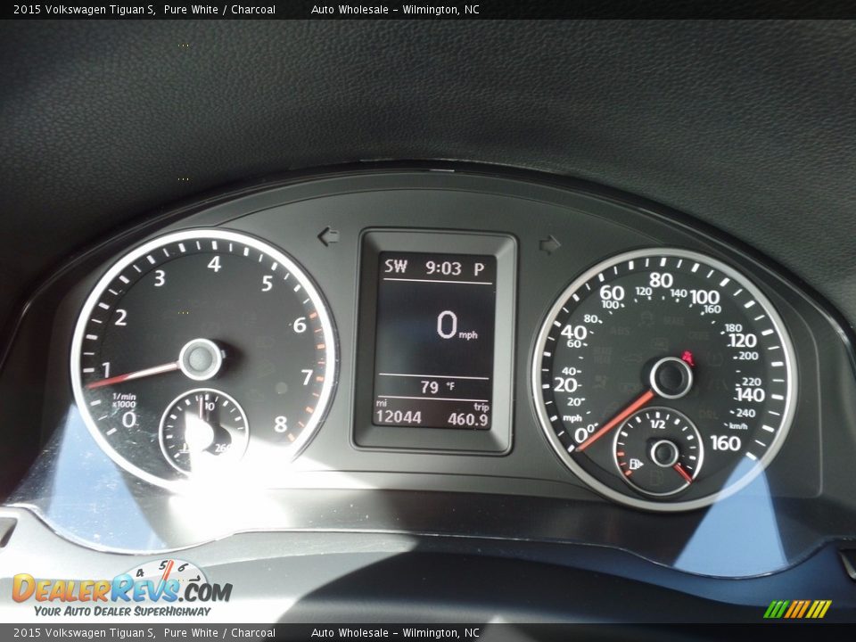 2015 Volkswagen Tiguan S Pure White / Charcoal Photo #16