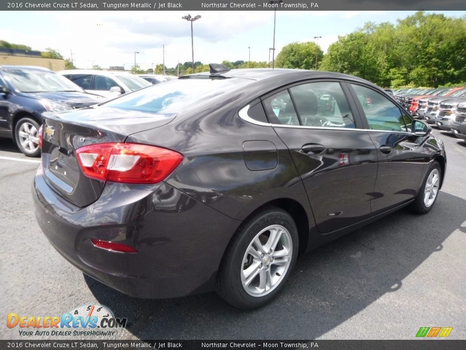 2016 Chevrolet Cruze LT Sedan Tungsten Metallic / Jet Black Photo #6