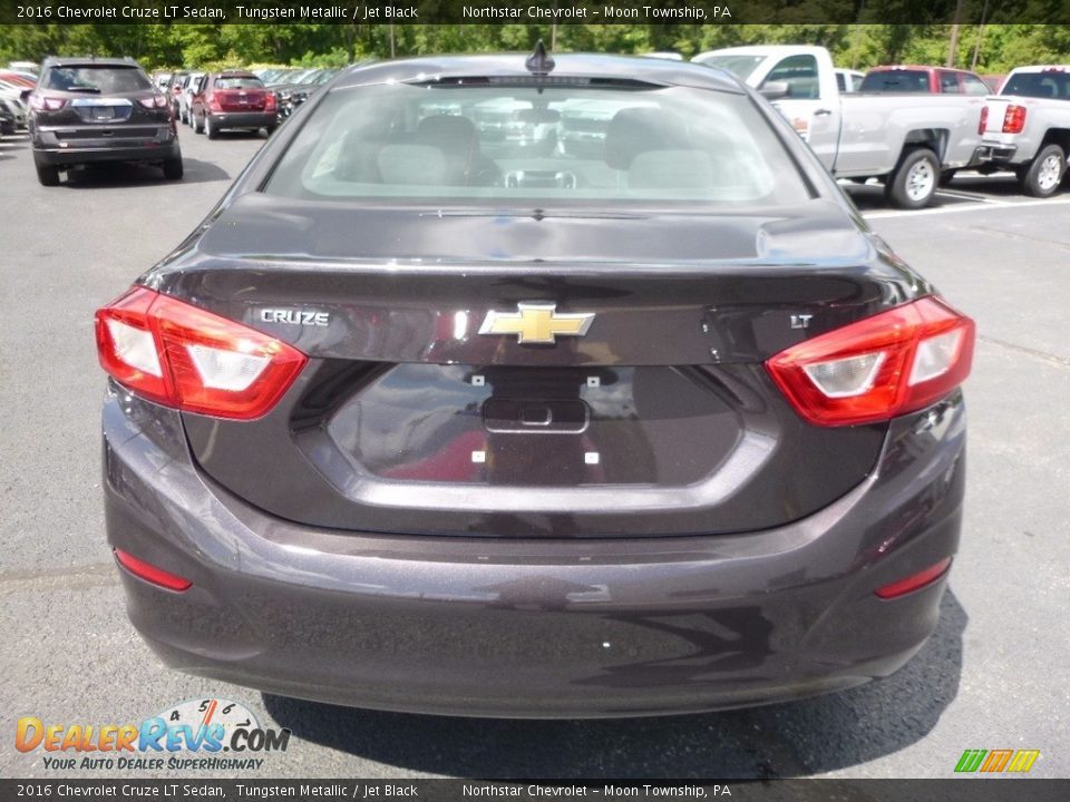 2016 Chevrolet Cruze LT Sedan Tungsten Metallic / Jet Black Photo #7
