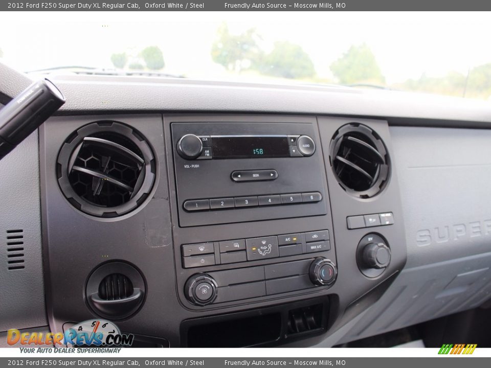 2012 Ford F250 Super Duty XL Regular Cab Oxford White / Steel Photo #18