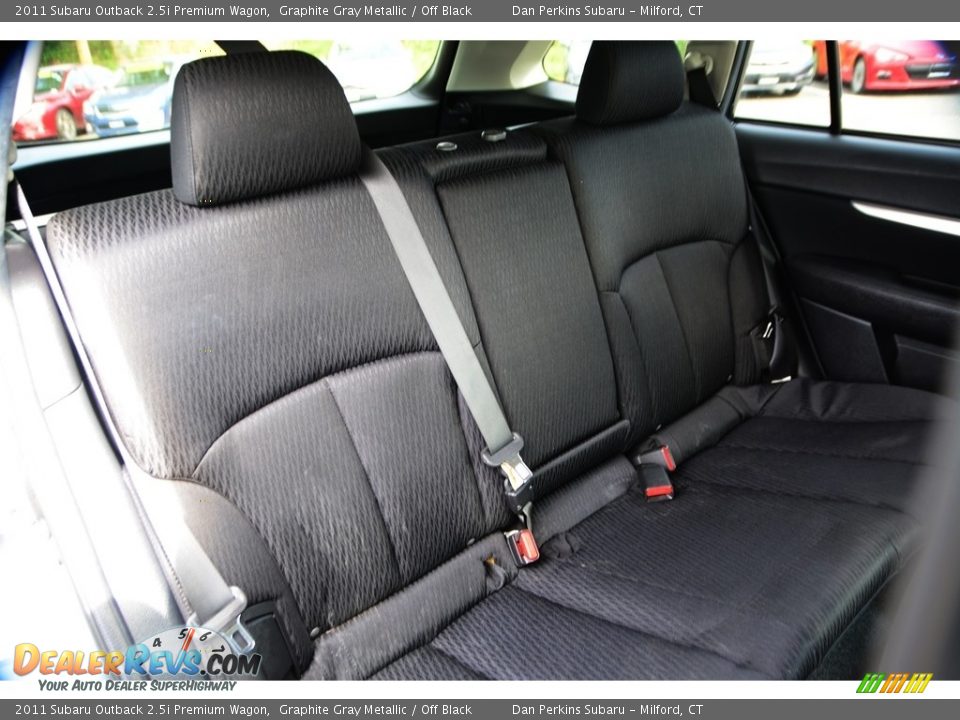 2011 Subaru Outback 2.5i Premium Wagon Graphite Gray Metallic / Off Black Photo #16