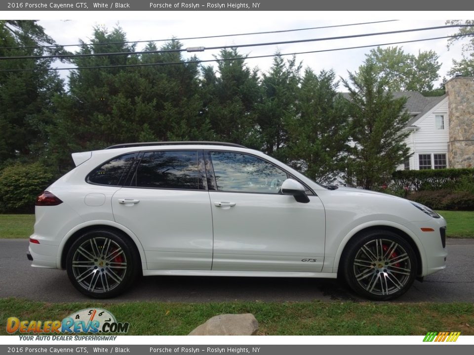 2016 Porsche Cayenne GTS White / Black Photo #7