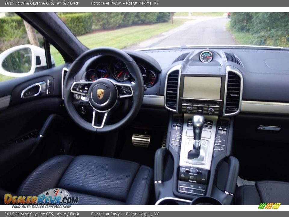 2016 Porsche Cayenne GTS White / Black Photo #13