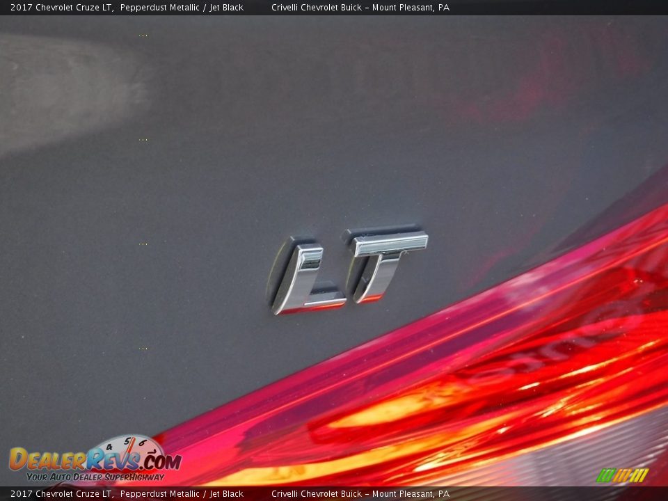 2017 Chevrolet Cruze LT Pepperdust Metallic / Jet Black Photo #7