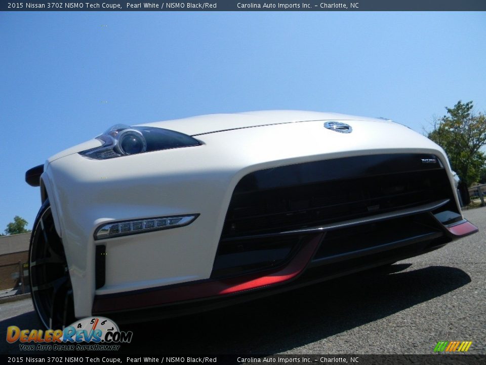 2015 Nissan 370Z NISMO Tech Coupe Pearl White / NISMO Black/Red Photo #1