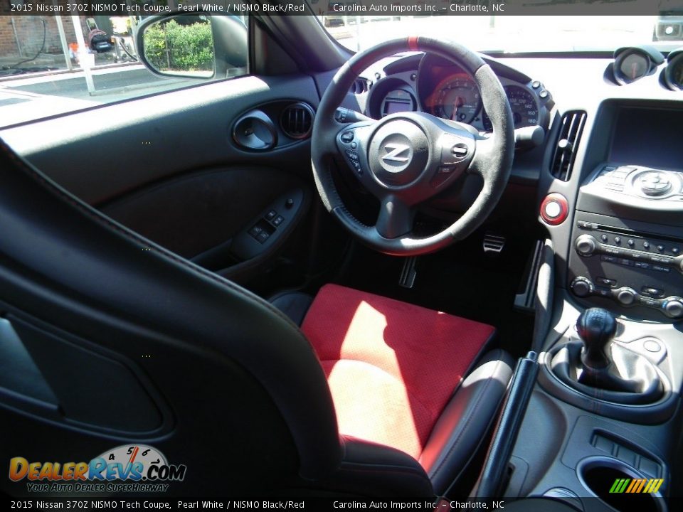 2015 Nissan 370Z NISMO Tech Coupe Pearl White / NISMO Black/Red Photo #12