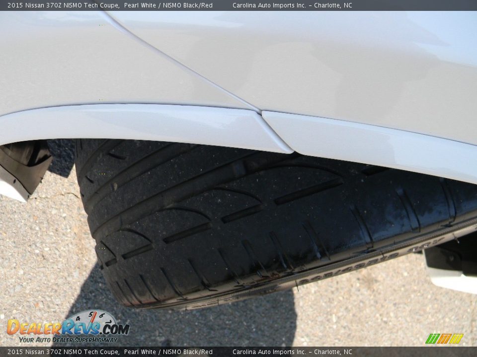 2015 Nissan 370Z NISMO Tech Coupe Pearl White / NISMO Black/Red Photo #27