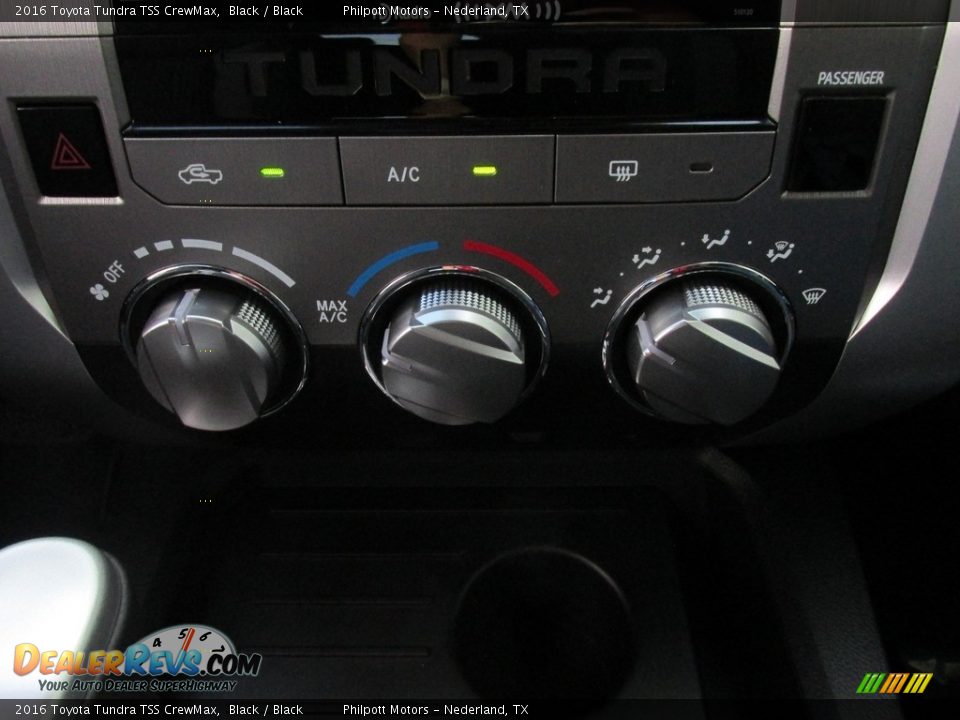 2016 Toyota Tundra TSS CrewMax Black / Black Photo #29