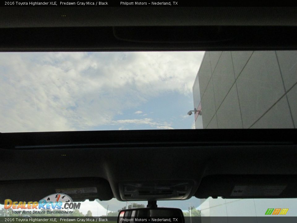 2016 Toyota Highlander XLE Predawn Gray Mica / Black Photo #25