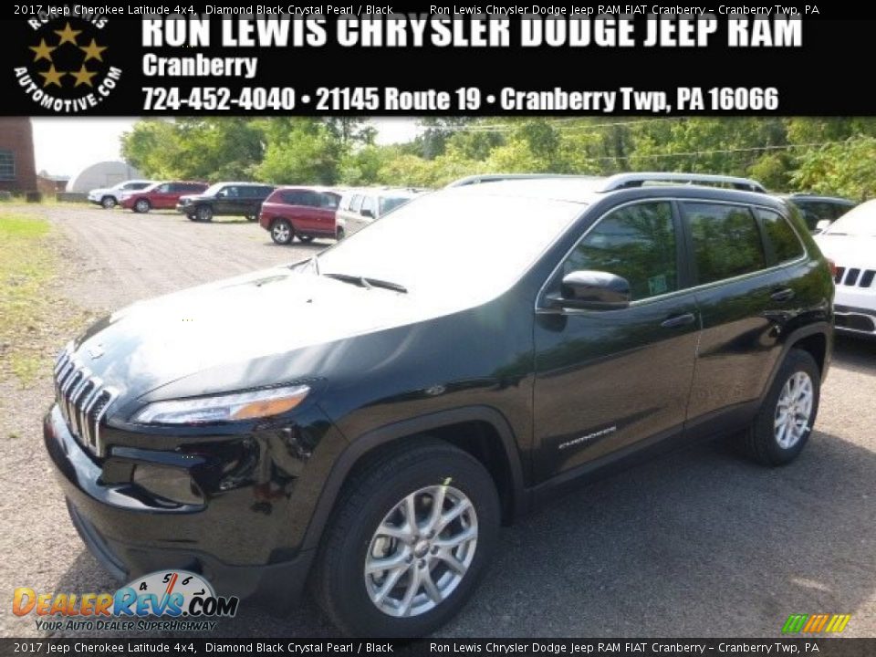2017 Jeep Cherokee Latitude 4x4 Diamond Black Crystal Pearl / Black Photo #1