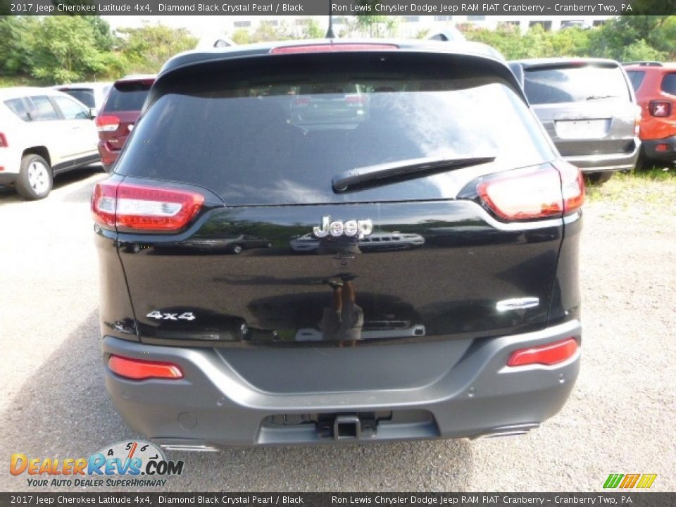 2017 Jeep Cherokee Latitude 4x4 Diamond Black Crystal Pearl / Black Photo #6