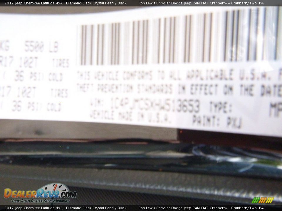2017 Jeep Cherokee Latitude 4x4 Diamond Black Crystal Pearl / Black Photo #15