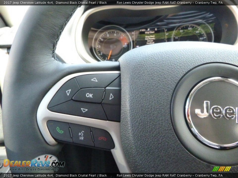 2017 Jeep Cherokee Latitude 4x4 Diamond Black Crystal Pearl / Black Photo #20