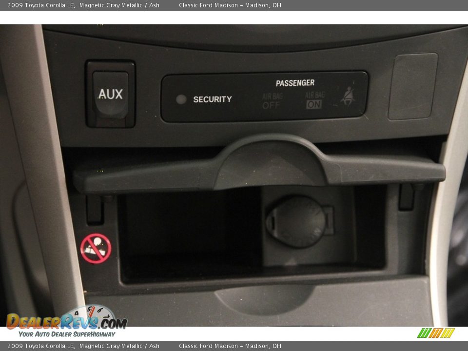 2009 Toyota Corolla LE Magnetic Gray Metallic / Ash Photo #13