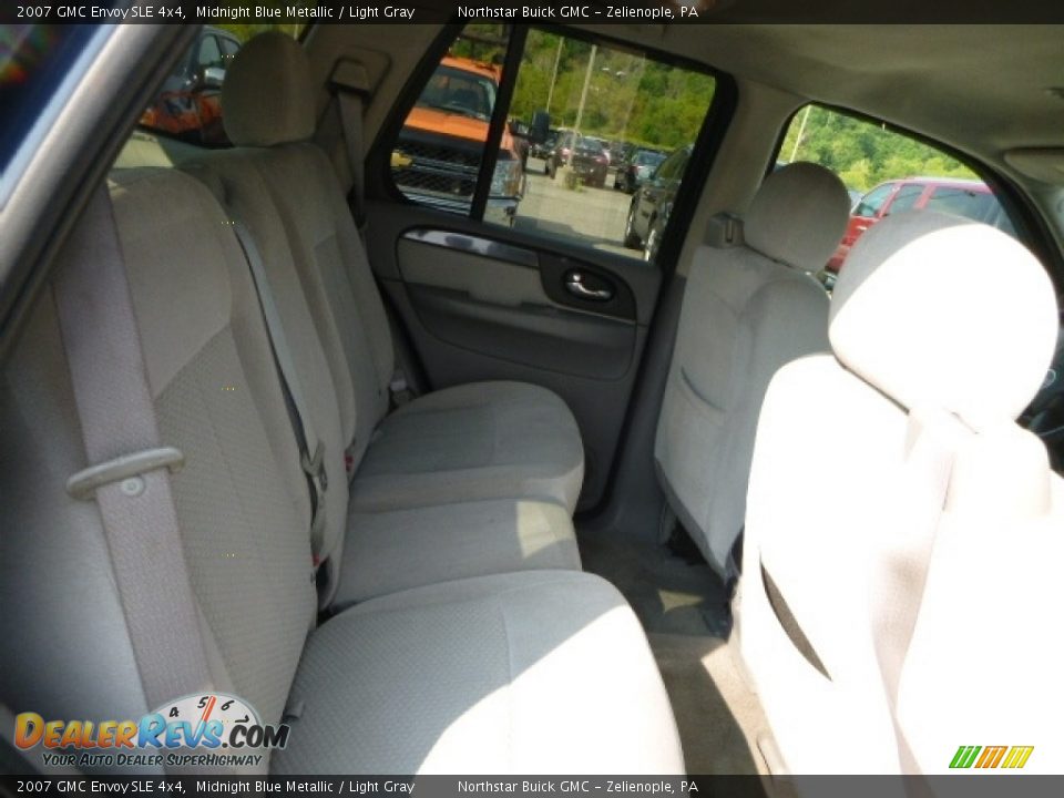 2007 GMC Envoy SLE 4x4 Midnight Blue Metallic / Light Gray Photo #16