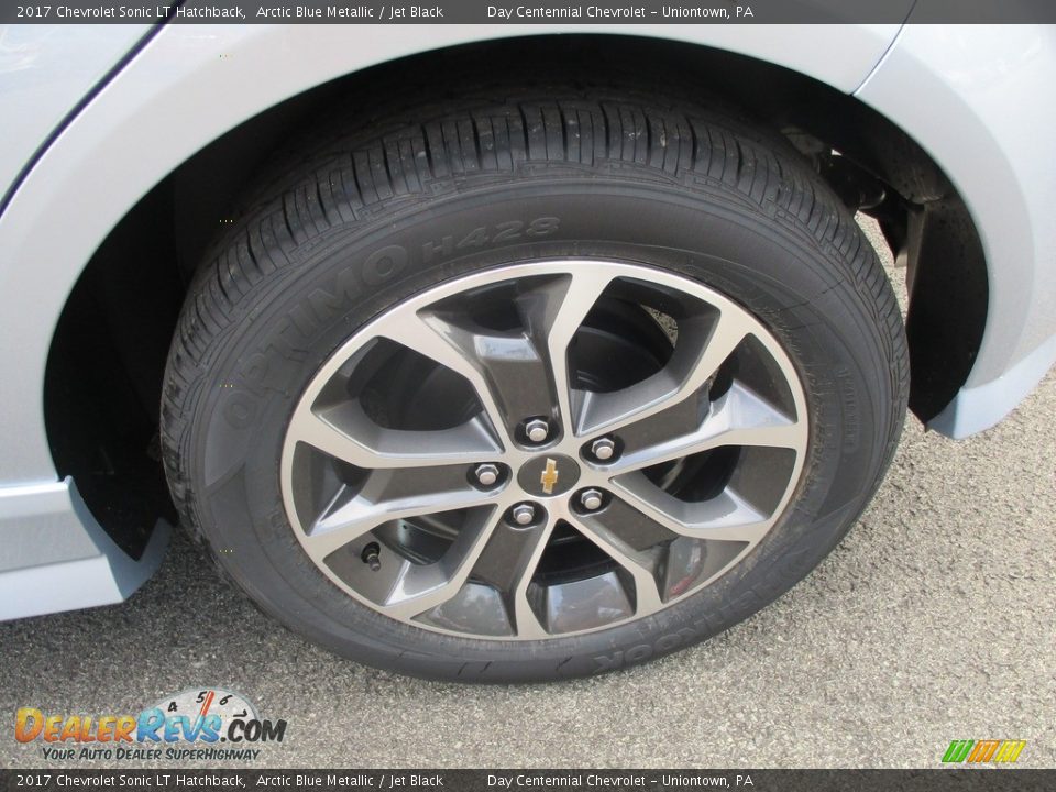 2017 Chevrolet Sonic LT Hatchback Wheel Photo #3