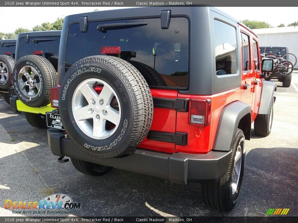 2016 Jeep Wrangler Unlimited Sport 4x4 Firecracker Red / Black Photo #9
