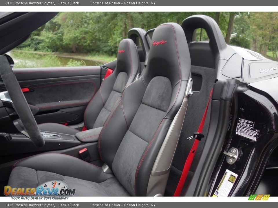 Black Interior - 2016 Porsche Boxster Spyder Photo #15