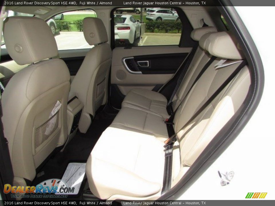2016 Land Rover Discovery Sport HSE 4WD Fuji White / Almond Photo #5