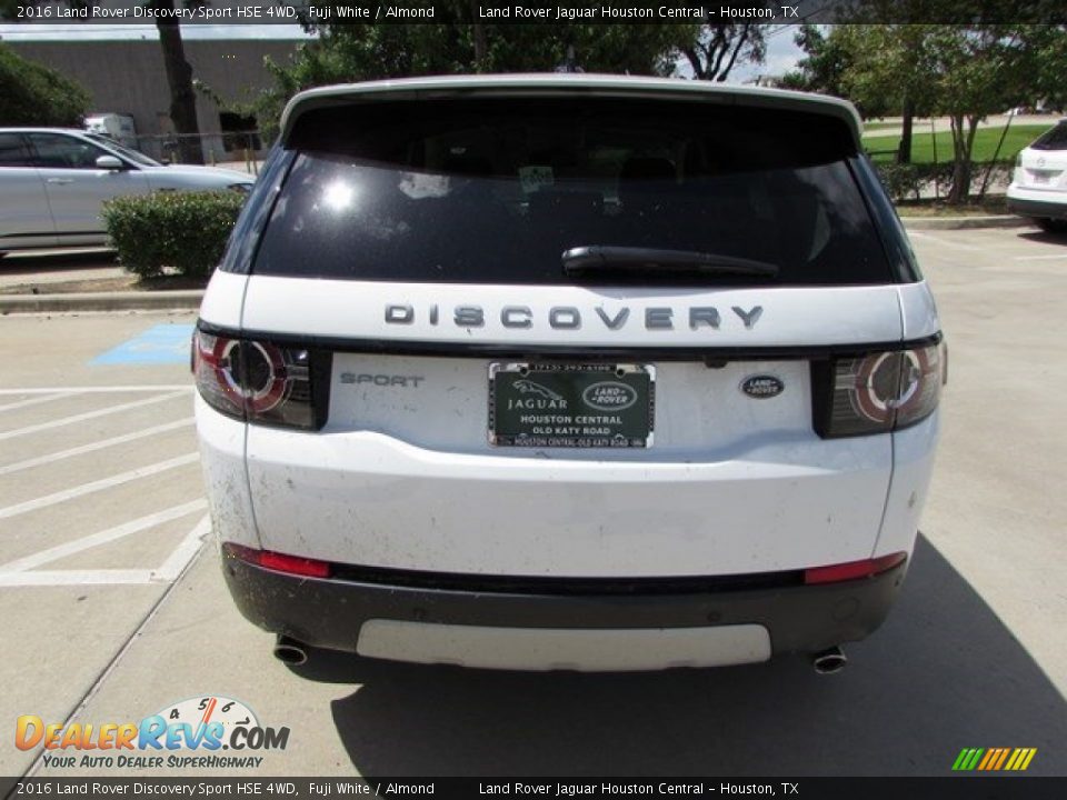 2016 Land Rover Discovery Sport HSE 4WD Fuji White / Almond Photo #8