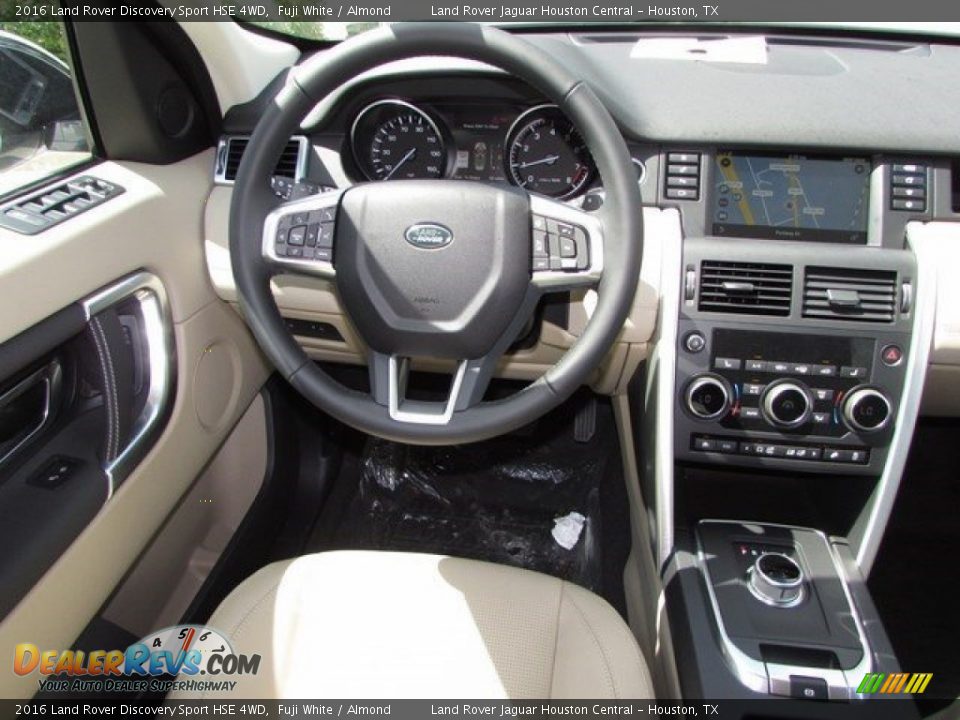 2016 Land Rover Discovery Sport HSE 4WD Fuji White / Almond Photo #13