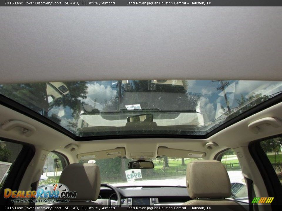 2016 Land Rover Discovery Sport HSE 4WD Fuji White / Almond Photo #16