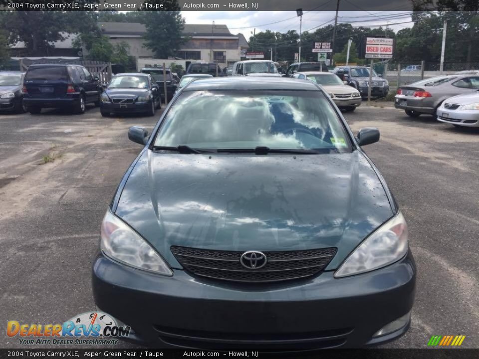 2004 Toyota Camry XLE Aspen Green Pearl / Taupe Photo #8