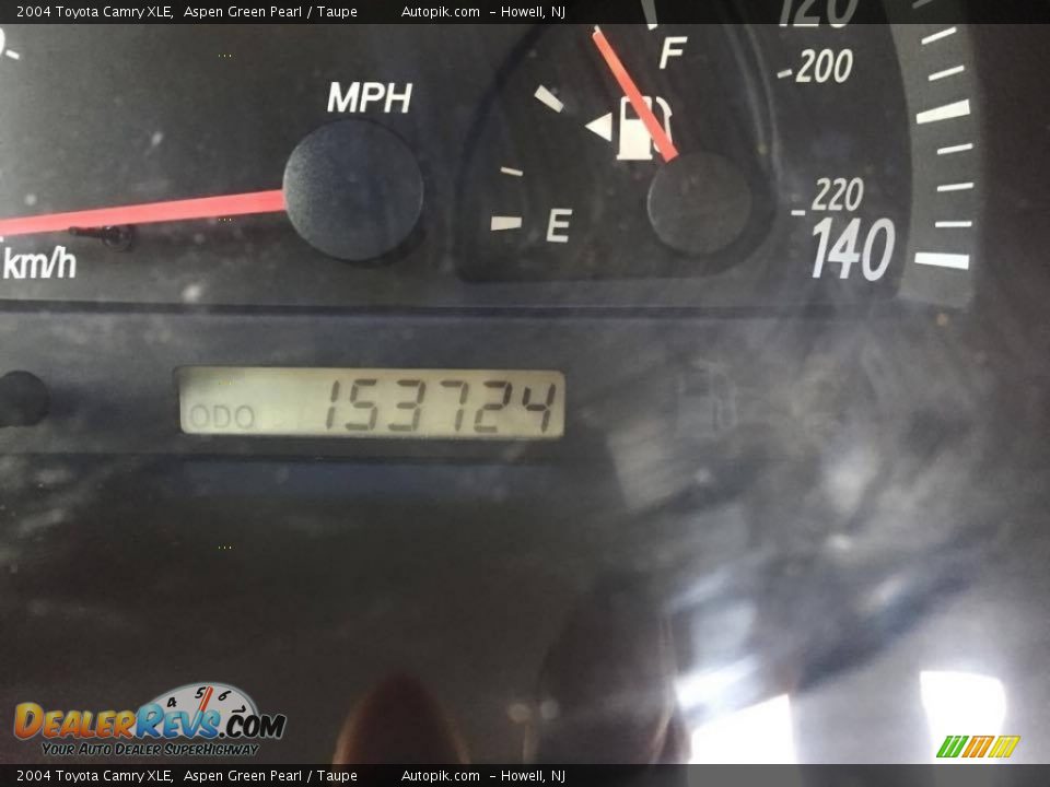 2004 Toyota Camry XLE Aspen Green Pearl / Taupe Photo #14