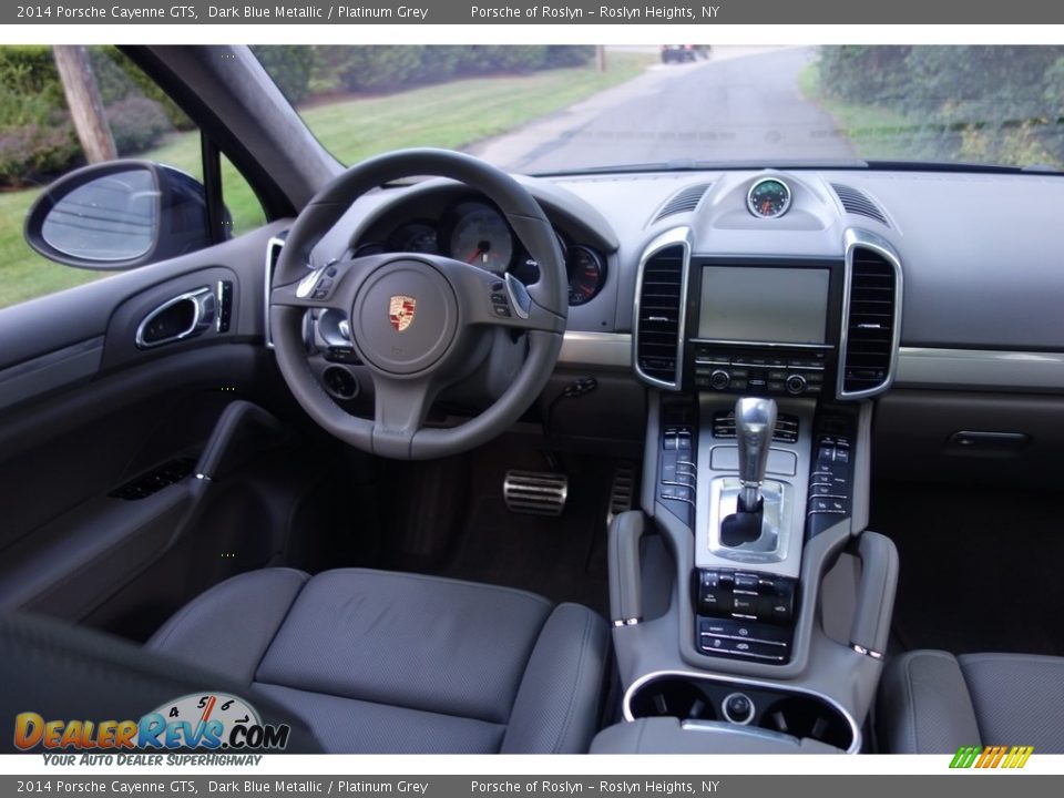 Dashboard of 2014 Porsche Cayenne GTS Photo #12