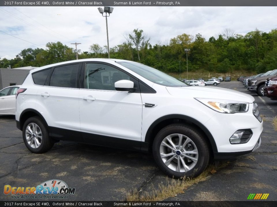 2017 Ford Escape SE 4WD Oxford White / Charcoal Black Photo #1