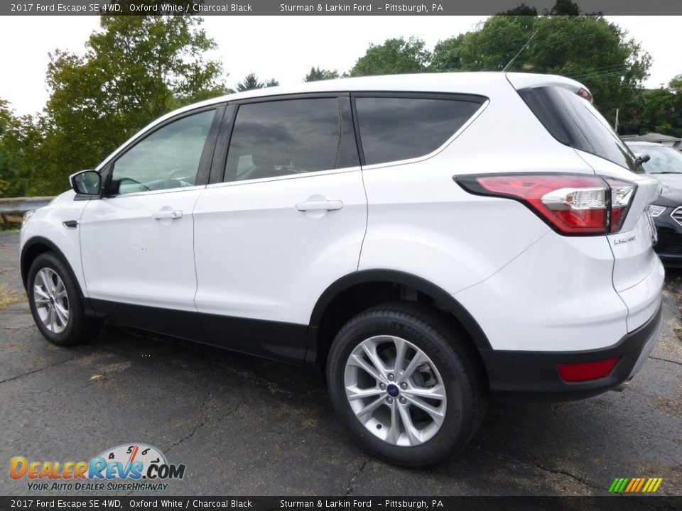 2017 Ford Escape SE 4WD Oxford White / Charcoal Black Photo #4