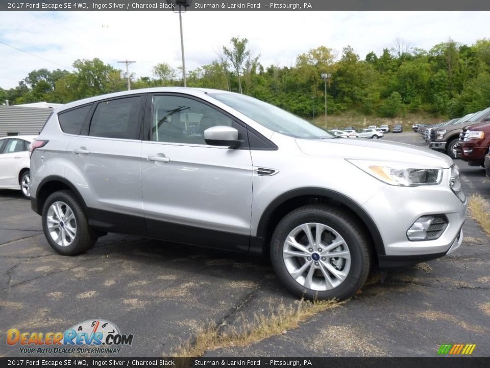 2017 Ford Escape SE 4WD Ingot Silver / Charcoal Black Photo #1