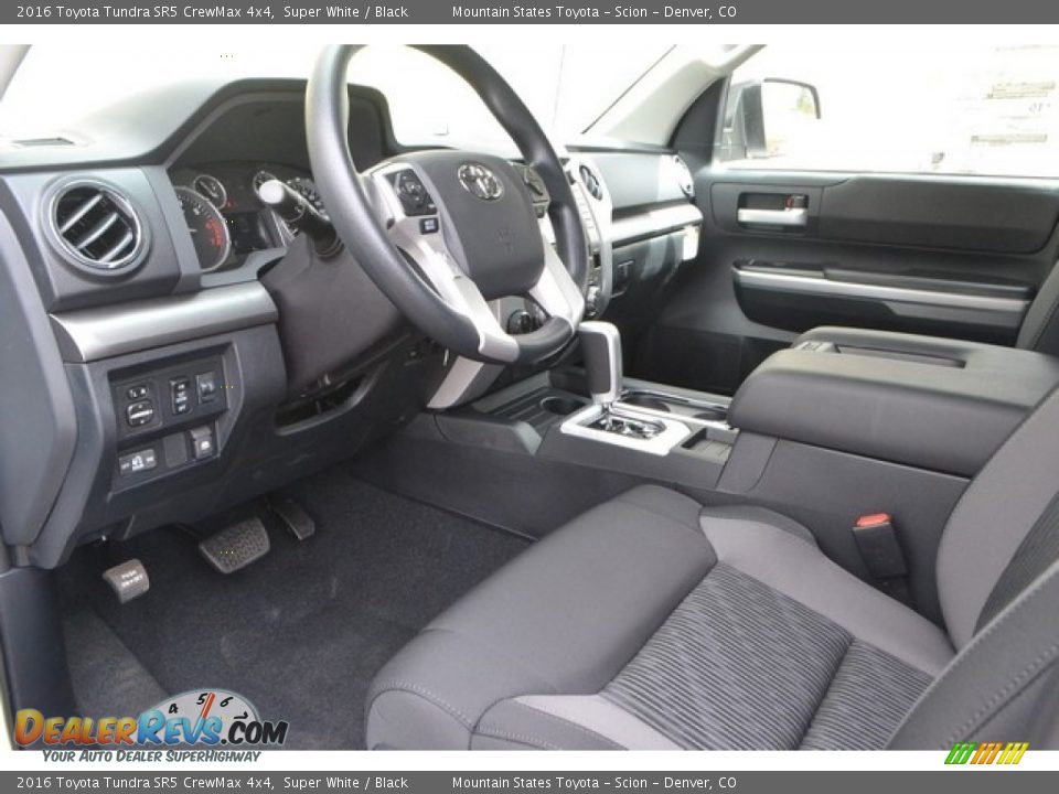 2016 Toyota Tundra SR5 CrewMax 4x4 Super White / Black Photo #5