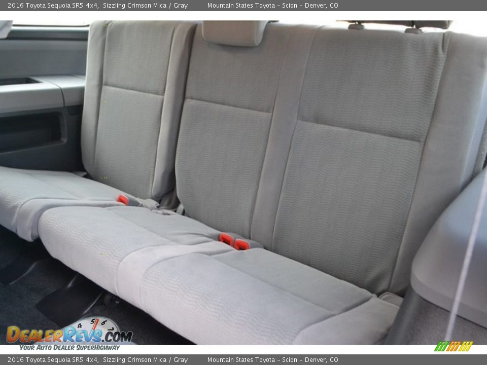 Rear Seat of 2016 Toyota Sequoia SR5 4x4 Photo #8